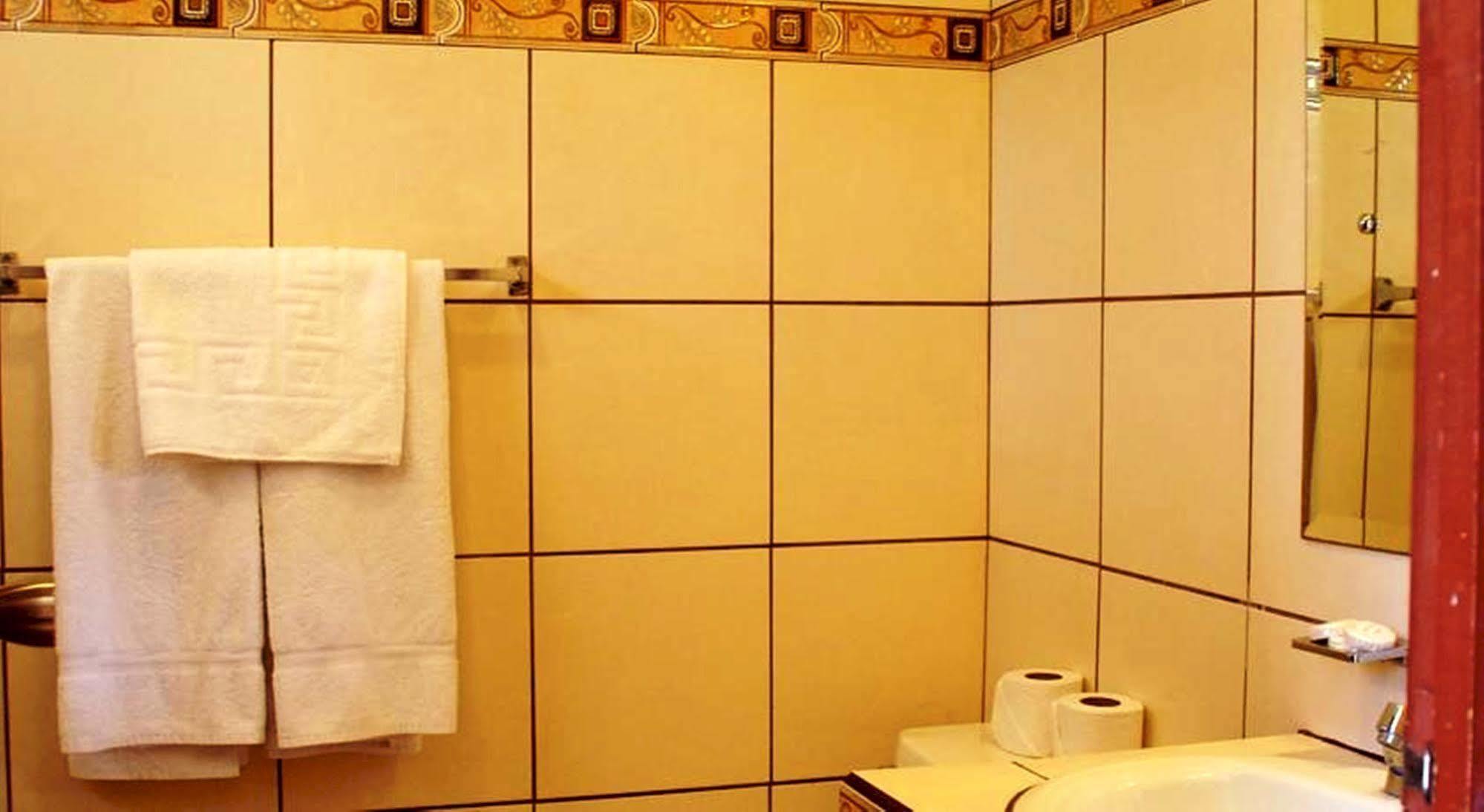 Hotel Boyeros ليبيريا المظهر الخارجي الصورة